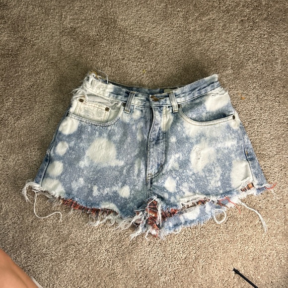 Vintage Eddie Bauer Acid Washed Jean Shorts - Picture 4 of 6